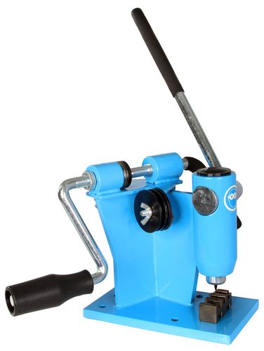 NICIARKA Z PRASKĄ DO ŁAŃCUCHÓW na Arena.pl