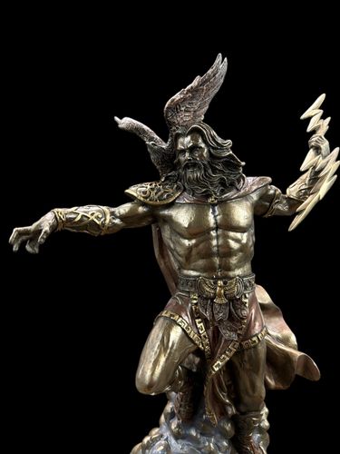 ZEUS Z ORŁEM NA RAMIENIU VERONESE WU76927A4 na Arena.pl