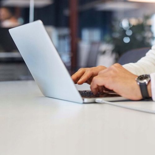 Belkin - Kabel Boost - USB-C do USB-C PD, 5A 100W, z oplotem nylonowym, 2 m na Arena.pl