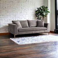 Kanapa Royal to idealny mebel do eleganckiego salonu