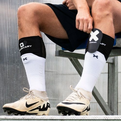 Rękawy do ochraniaczy piłkarskie przewiewne PROSKARY na Arena.pl