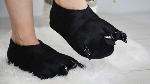 KAPCIE PLUSZOWE CZARNE na Arena.pl