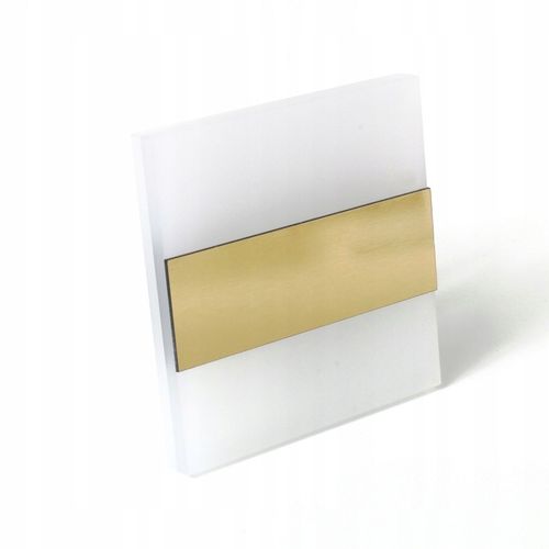 Oświetlenie schodowe oprawa lampka schodowa LED 230V Q31 Złota / na Arena.pl