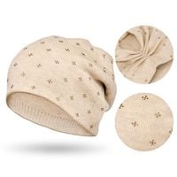 elegancka czapka slouchy z kryształkami beżowa - peterson