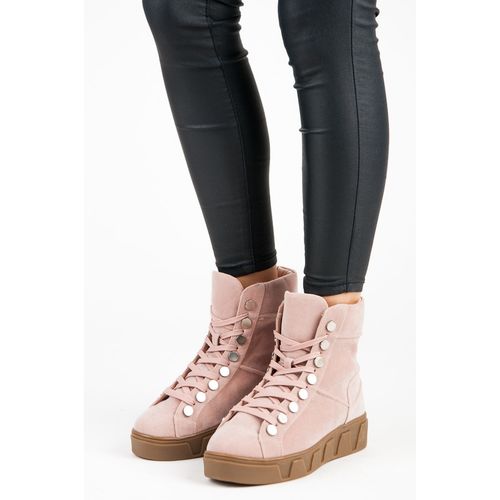 Wiązane botki na platformie r.41 na Arena.pl