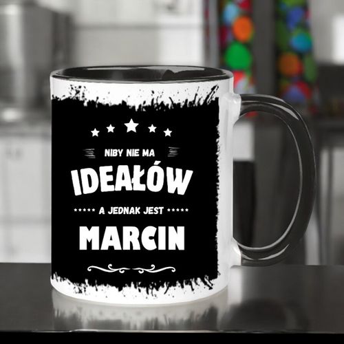 KUBEK Z NADRUKIEM ŚMIESZNY PREZENT URODZINY IMIENINY DLA KOLEŻANKI KOLEGI na Arena.pl