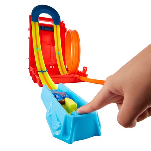 Hot Wheels. Zestaw kaskaderski na Arena.pl