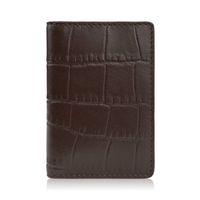 etui na karty brązowe skórzane z tłoczeniem croco eleganckie rfid