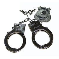zestaw policjanta kajdanki odznaka kluczyk dodatek