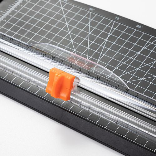 Trymer do cięcia papieru na Arena.pl