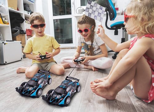 Samochód Wyścigowy RC Kaskader Auto 1:16 Ładowarka na Arena.pl