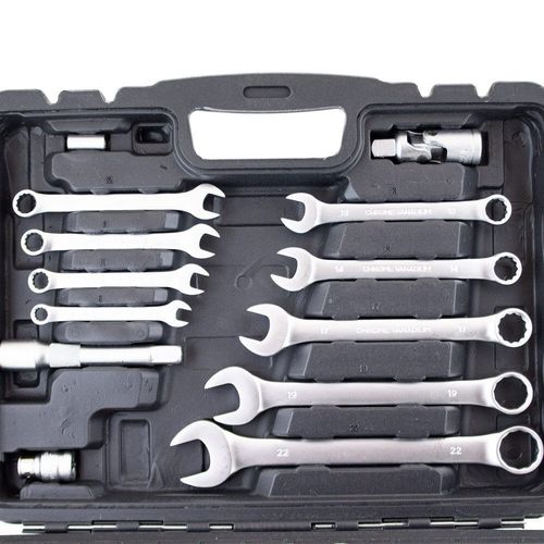 Zestaw narzędzi 82 elementy na Arena.pl