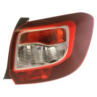 LAMPA TYLNA PRAWA DACIA SANDERO II 2013 2014 2015 2016 2017 2018 2019 2020