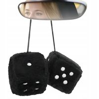 DUŻE KOSTKI PLUSZOWE DO SAMOCHODU ZAWIESZKA NA LUSTERKO  PRZYSSAWKA
