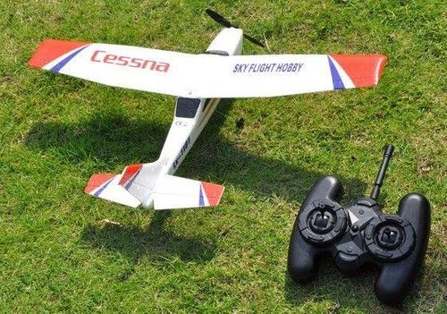Mini Cessna LX-1101 na Arena.pl