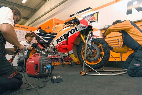 HONDA AGREGAT PRĄDOTWÓRCZY Generator Jednofazowy 230V 2,2kW Cichy + na Arena.pl