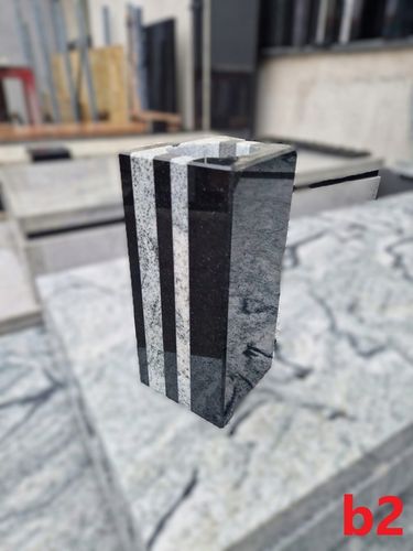 Wazon granitowy. Proste wazony granitowe, nowoczesne na Arena.pl