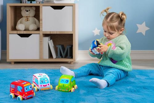 PLUSZOWE MIĘKKIE AUTKA SAMOCHODZIKI Z NAPĘDEM ZESTAW 4 SZTUK na Arena.pl