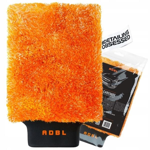 ZESTAW DO MYCIA AUTA rękawica z mikrofibry + ręcznik do osuszania + szampon zdjęcie 4