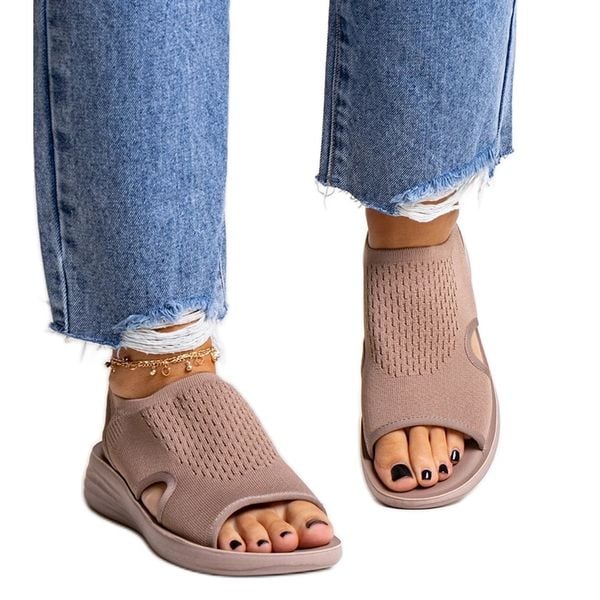 Brązowe sandałki na platformie r.38 zdjęcie 1