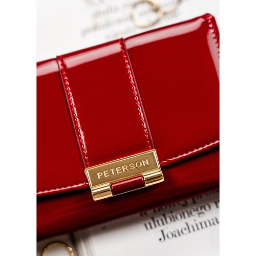 bordowy, poziomy portfel damski wykonany z lakierowanej na Arena.pl