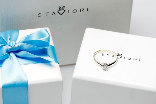 Złoty pierścionek PXD4837 - Diament na Arena.pl