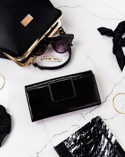 PETERSON portfel damski skórzany elegancki lakierowany P213 czarny na Arena.pl