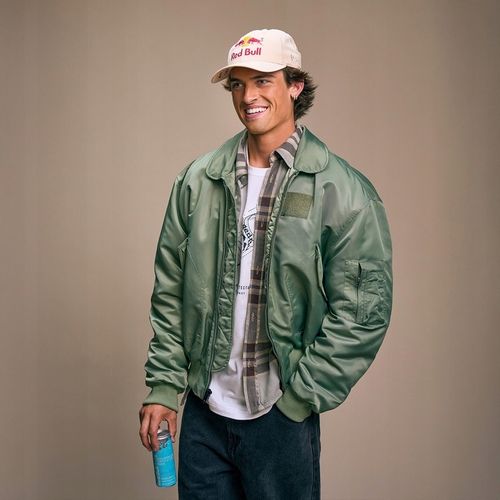 Red Bull Napój energetyczny Ice Edition waniliowa jagoda 12x250ml puszka na Arena.pl