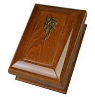 Duża drewniana urna kremacyjna na ludzkie prochy