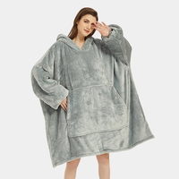 Ciepły koc TV Bluza z rękawami Narzuta Szlafrok 160x85