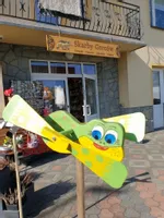 WIATRAK drewniany strach ogrodowy ŻABA ŻABKA