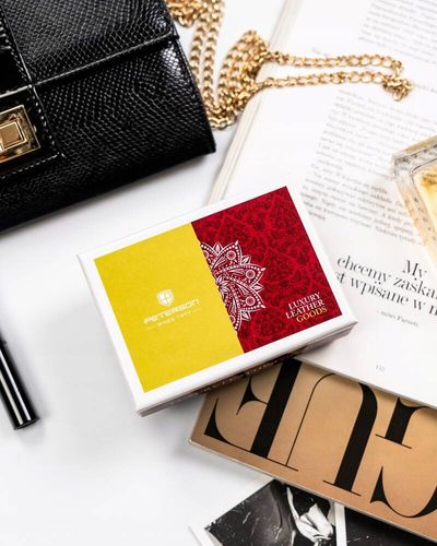 mały portfel damski z lakierowanej skóry naturalnej - peterson na Arena.pl