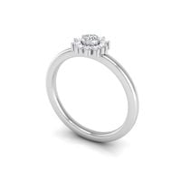 delikatny pierścionek z brylantami w białym złocie