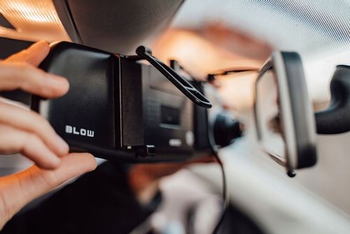 CYFROWA KAMERA WIDEO REJESTRATOR SAMOCHOD LUSTERKO na Arena.pl