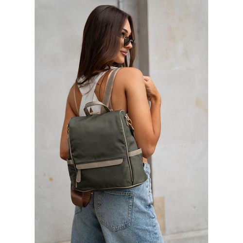 zielony, miejski plecak damski z nylonu i skóry ekologicznej z doczepianym na Arena.pl