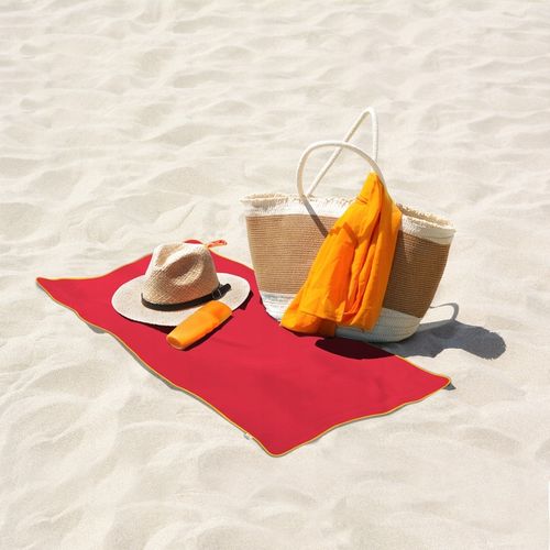 RĘCZNIK Z MIKROFIBRY 80x150 cm czerwony NEW na Arena.pl