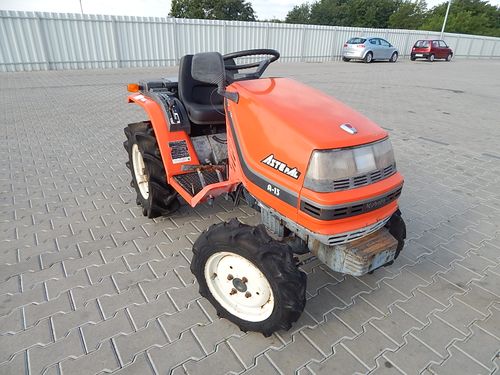 Mini Traktorek Kubota A 13 4WD na Arena.pl