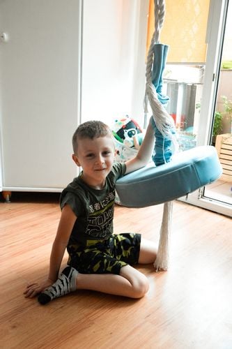 talerz-huśtawka tapicerowana niebieska MALPISZON.PL na Arena.pl