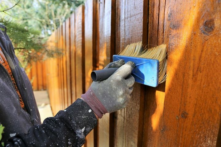 Sadolin Classic impregnat Szwedzka Czerwień 9L zdjęcie 5