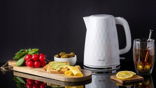 Biały Czajnik elektryczny RAVEN EC025B 1,7 l 2200W na Arena.pl