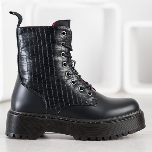 Czarne Glany Na Platformie r.41 na Arena.pl