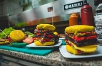 SKARPETKI DAMSKIE KOLOROWE HAMBURGER BURGER śmieszny prezent dla dziewczyny
