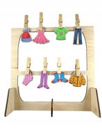 Edukacyjna drewniana układanka lewopółkulowa Montessori - Wieszamy pranie