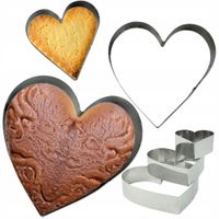 WYKRAWACZE FOREMKI KSZTAŁT SERC DO CIAST CIASTEK PIERNIKÓW MASY CUKROWEJ
