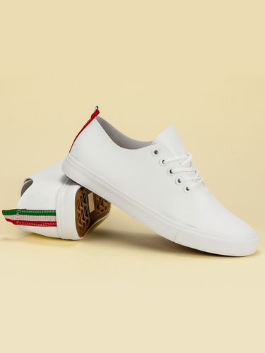 WIĄZANE TRAMPKI Rozmiar - 41 na Arena.pl