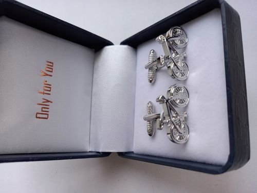 Modne spinki do mankietów Exciting Piękny Rower na Arena.pl