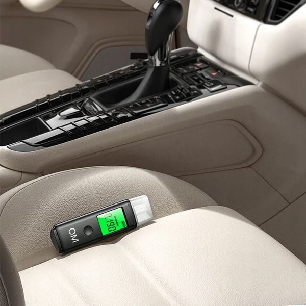 Profesjonalny alkomat na USB - Ładowarka - 5 ustników - Duży ekran zdjęcie 2