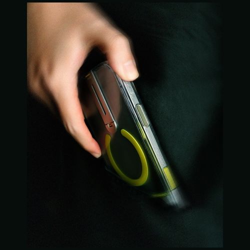 etui skinarma helix do iphone 16 pro max magnetic charging 360 rotating na Arena.pl