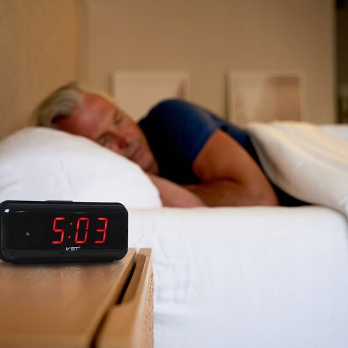 BUDZIK ZEGAR ELEKTRONICZNY SIECIOWY LED VST-738 na Arena.pl