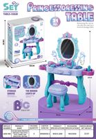 FIOLETOWA TOALETKA Z CZARODZIEJSKIMI MOCAMI